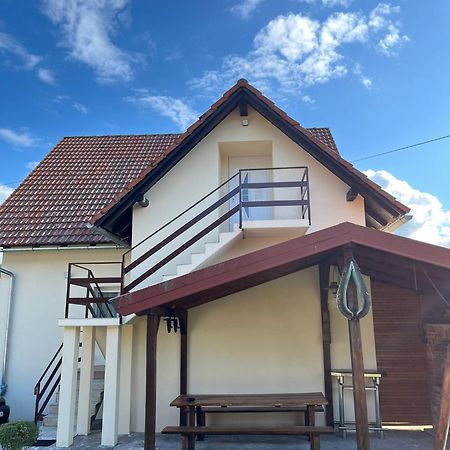 Apartment Anna Saborsko Εξωτερικό φωτογραφία