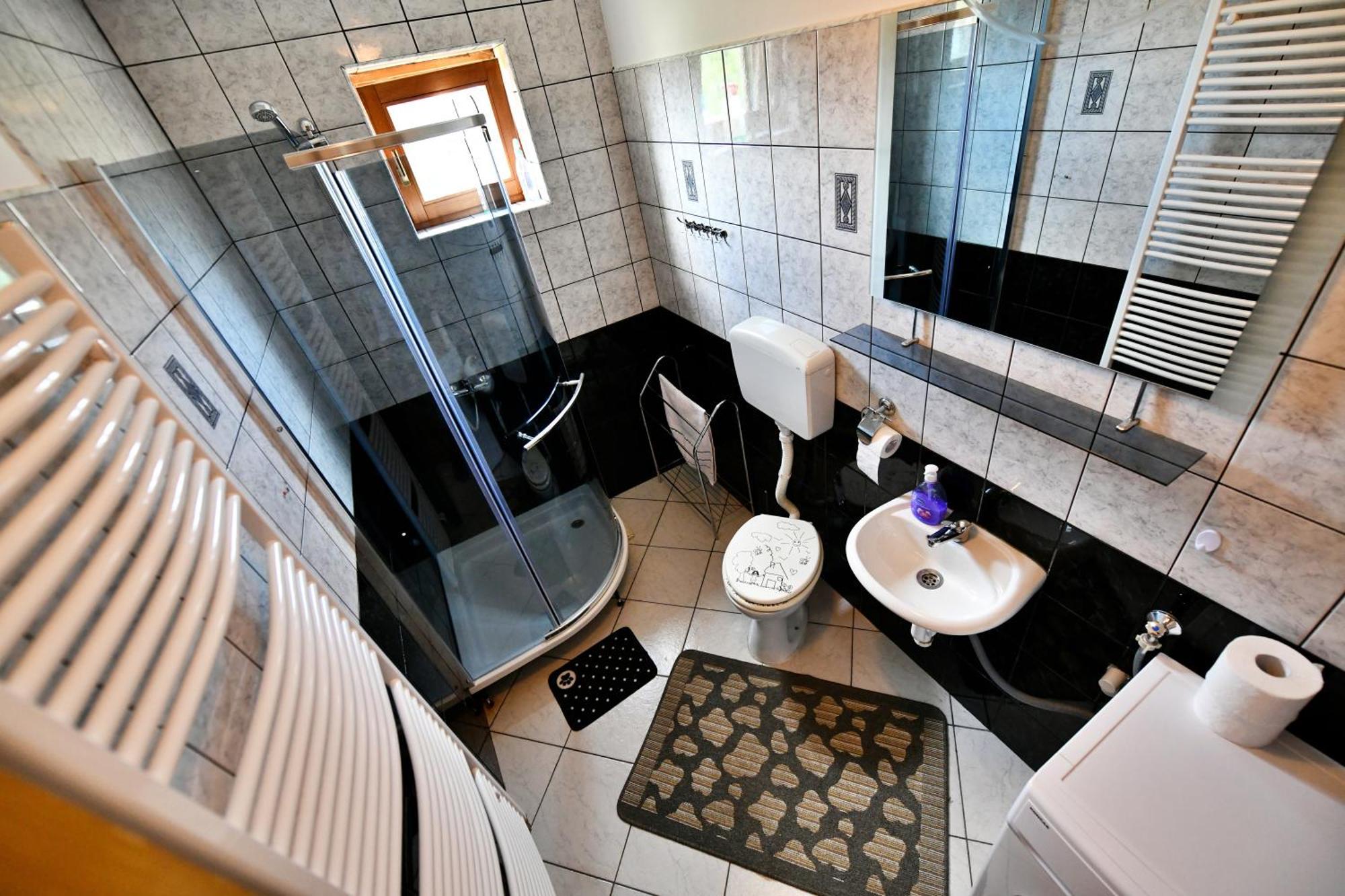 Apartment Anna Saborsko Εξωτερικό φωτογραφία