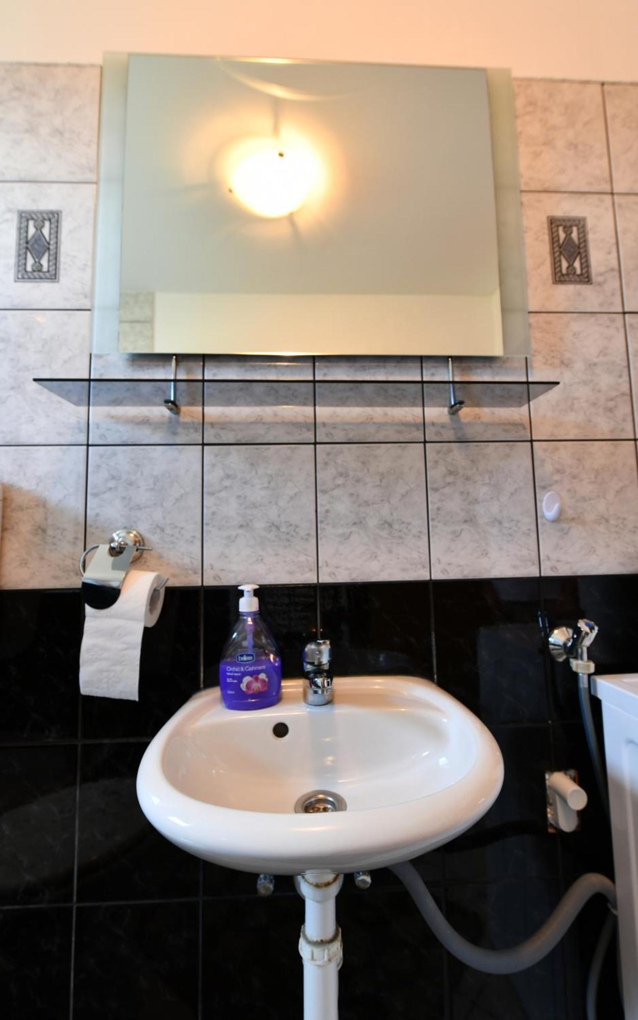 Apartment Anna Saborsko Εξωτερικό φωτογραφία