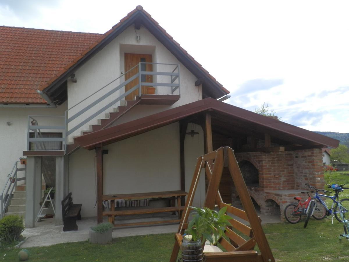 Apartment Anna Saborsko Εξωτερικό φωτογραφία